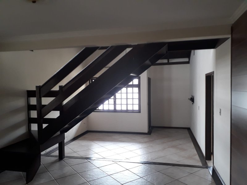 Casa à venda Espinheiros com 285m² e 4 quartos por R$ 1.600.000 - 1380143396-img-20210730-wa0071.jpg