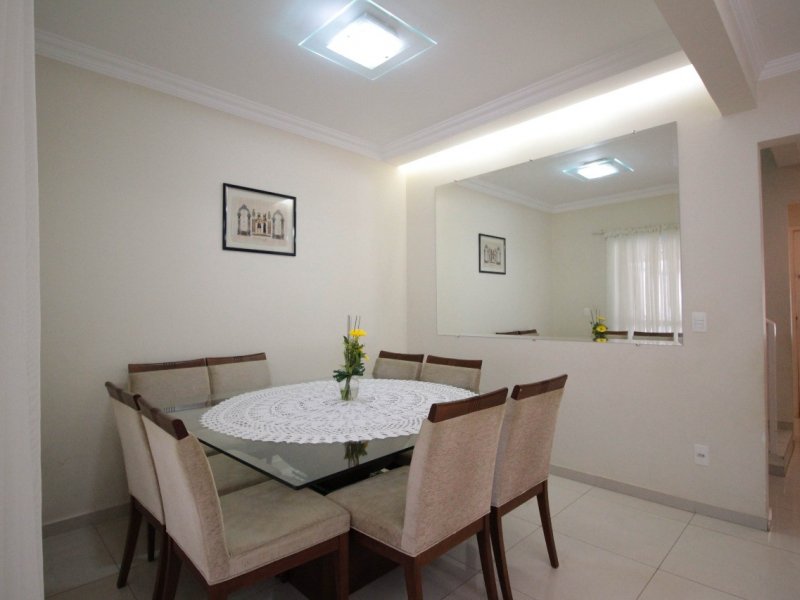 imóvel com 262m² - Medeiros - Jundiaí