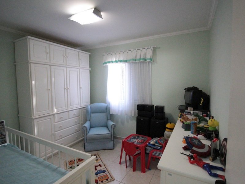 imóvel com 262m² - Medeiros - Jundiaí
