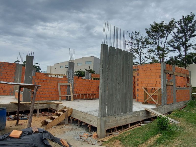 Casa de condomínio à venda Ingleses do Rio Vermelho com 385m² e 4 quartos por R$ 1.280.000 - 313847924-a86b97d3-9518-4d19-b57d-64f36602530e.jpg