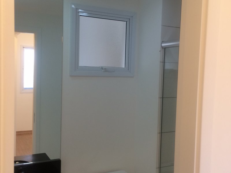 Apartamento à venda Vila Andrade com 69m² e 2 quartos por R$ 555.000 - 885684884-banheiro-2.JPG