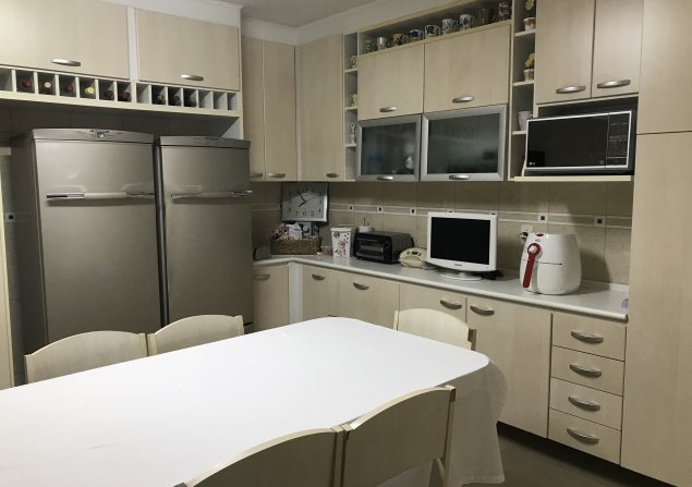 imóvel com 165m²