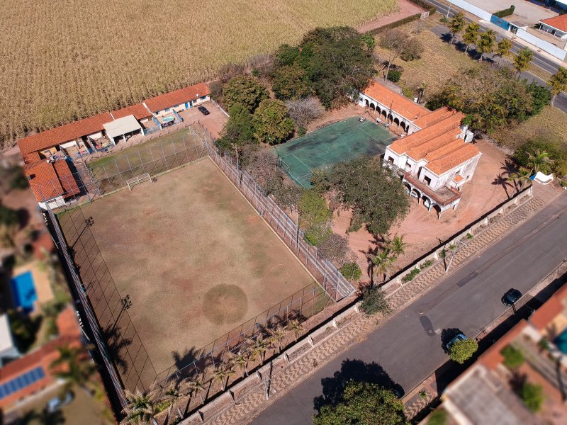 Chácara à venda Centro com 8600m² e 4 quartos por R$ 3.200.000 - 1140477314-1.jpg