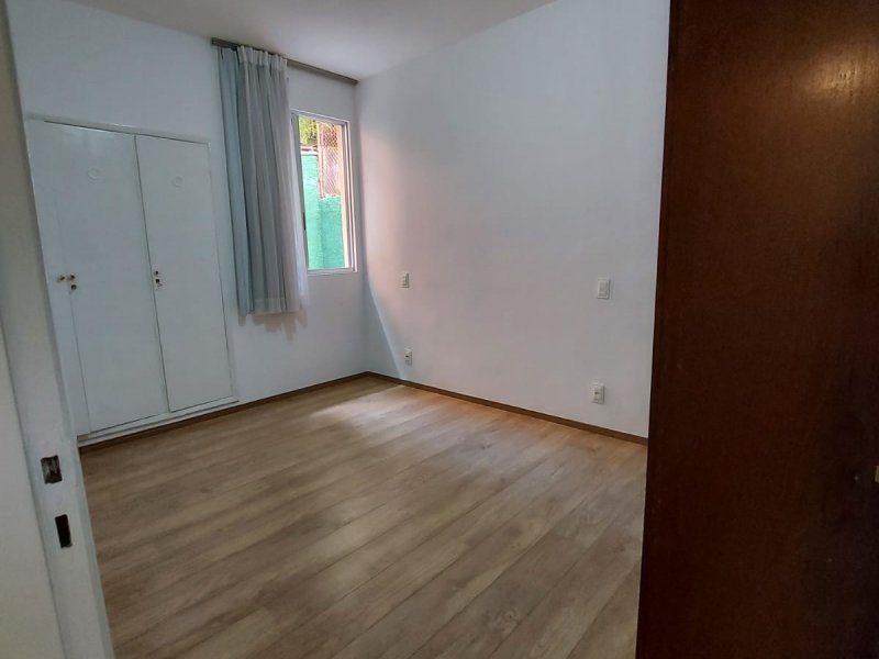 imóvel com 180m² - Vila Paris - Belo Horizonte