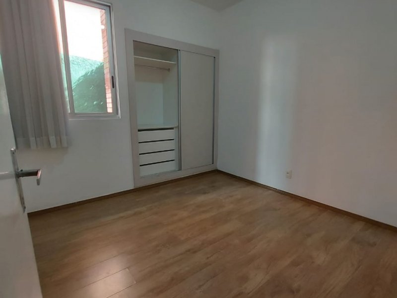 imóvel com 180m² - Vila Paris - Belo Horizonte