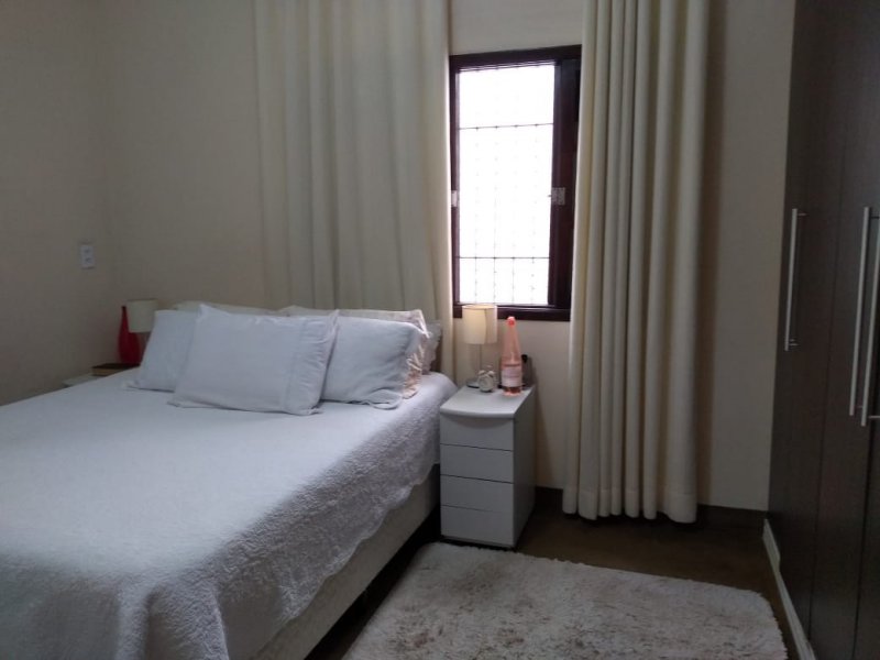 Casa à venda Parque da Vila Prudente com 368m² e 3 quartos por R$ 1.500.000 - 1006806514-quarto-1-casa-01.jpg