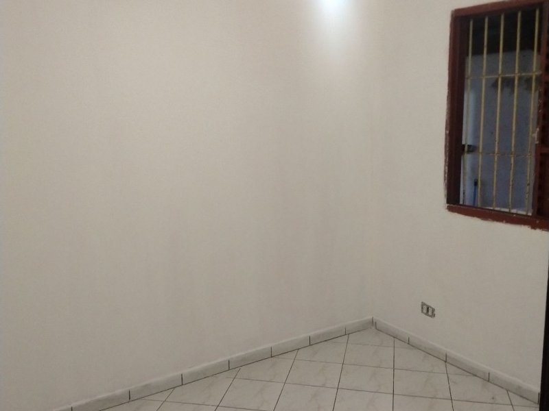 Casa à venda SAMAMBAIA com 161m² e 3 quartos por R$ 210.000 - 1713762200-e5255db2-8b2b-4d5c-b4c8-f3c1da098dc6.jpg