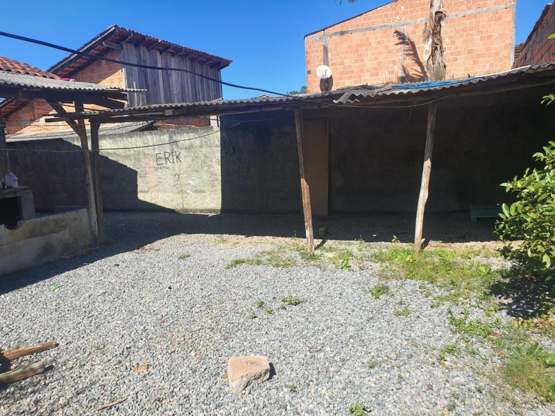 imóvel com 50m² - Paranaguamirim - Joinville