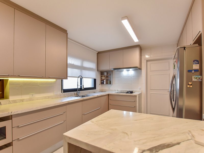 imóvel com 318m² - Batel - Curitiba