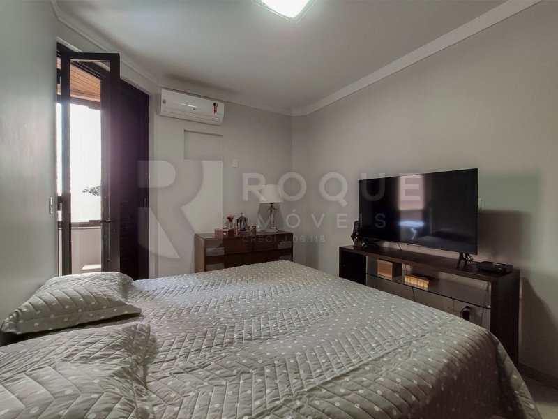 Apartamento à venda CENTRO com 230m² e 4 quartos por R$ 930.000 - 1092625460-i57cdem28ajf4w284-273235fabbffd8017e.jpg