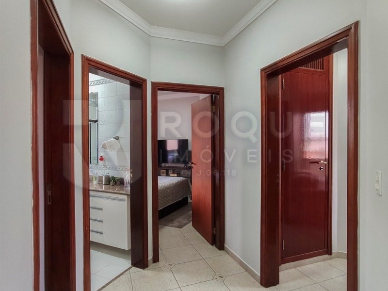 Apartamento à venda CENTRO com 230m² e 4 quartos por R$ 930.000 - 1892727259-i57cdem28ajf4w284-273235fabc01c42fe4.jpg