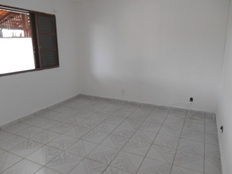 Casa à venda Centro com 144m² e 2 quartos por R$ 330.000 - 1339755272-dscn1085.JPG