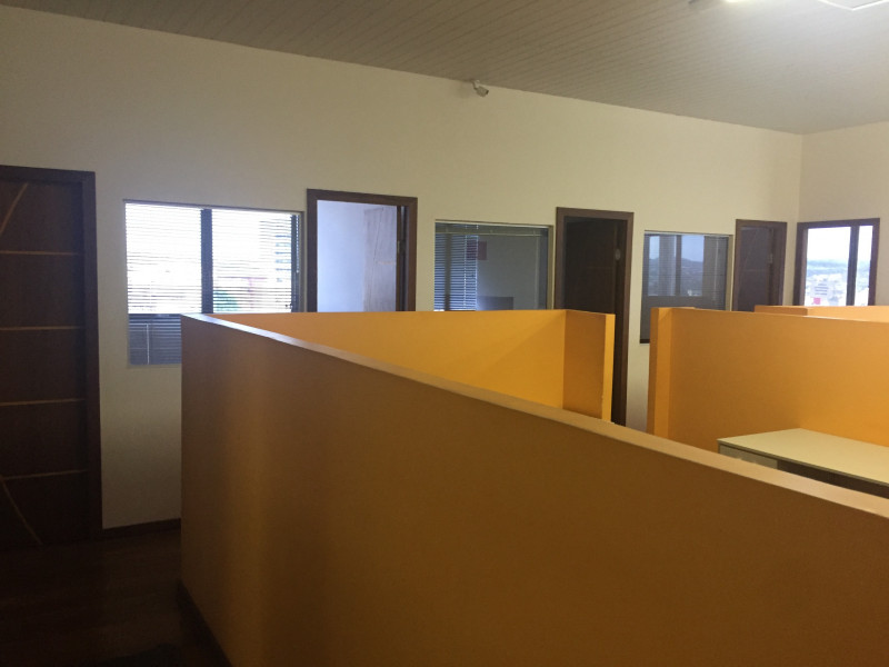 Comercial à venda Centro com 197m² e 1 quarto por R$ 550.000 - 693225310-10.jpg