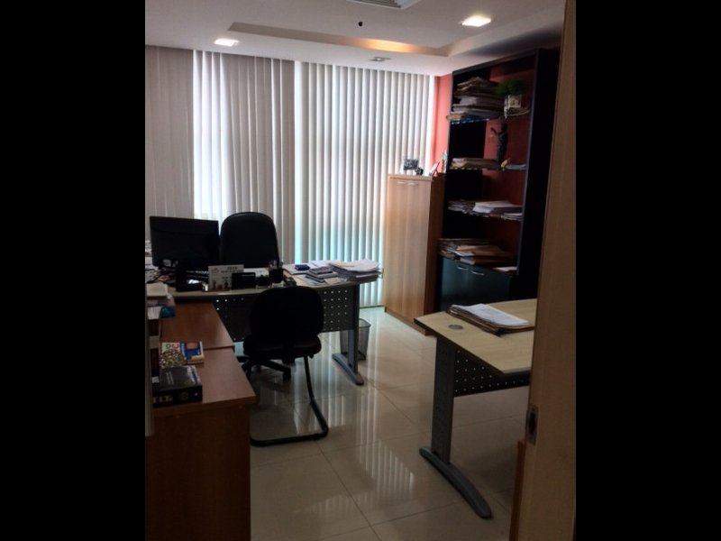 Comercial à venda Centro com 120m² e 1 quarto por R$ 300.000 - 14875607-img-2703.JPG