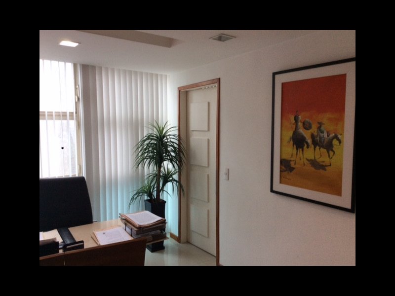 Comercial à venda Centro com 120m² e 1 quarto por R$ 300.000 - 179511425-img-2650.JPG