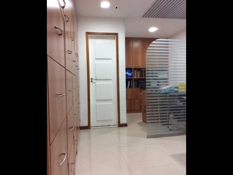Comercial à venda Centro com 120m² e 1 quarto por R$ 300.000 - 959789141-img-2682.JPG