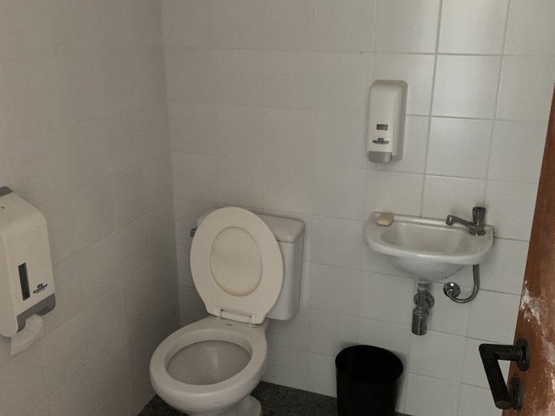 Comercial para alugar Centro Empresarial Tamboré com 55m² e 1 quarto por R$ 1.350 - 1637158111-img-4783.jpg