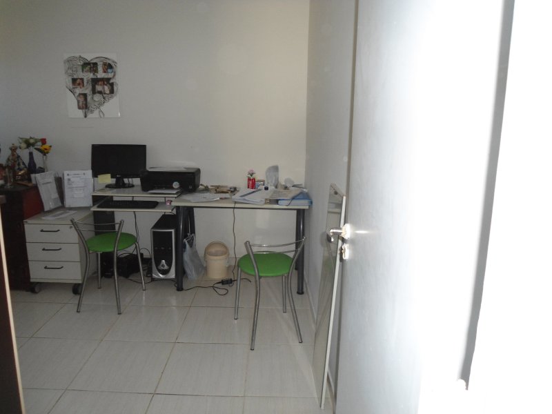 Casa de condomínio à venda Vargem Pequena com 180m² e 5 quartos por R$ 740.000 - 1337194334-5e-2.JPG