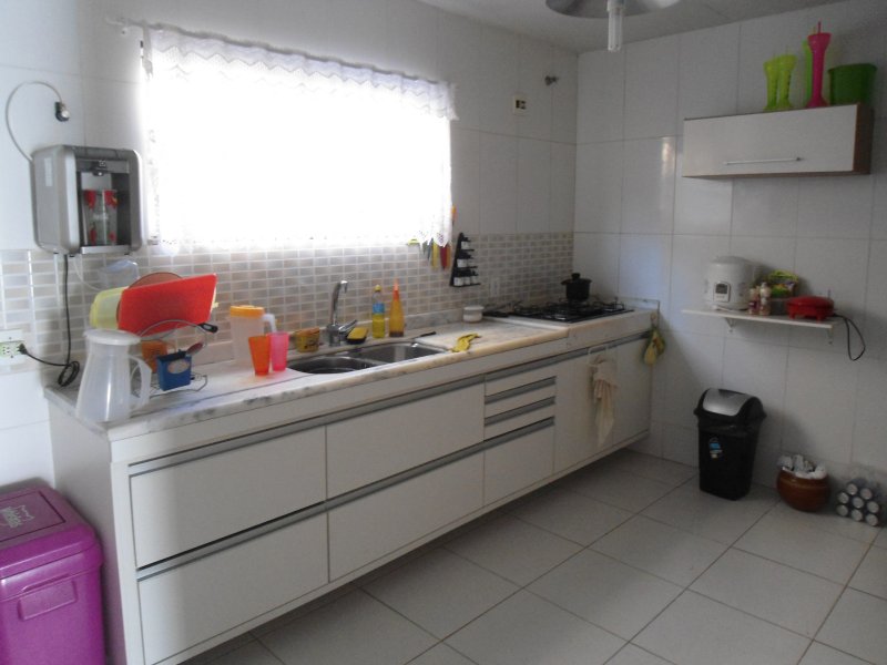 Casa de condomínio à venda Vargem Pequena com 180m² e 5 quartos por R$ 740.000 - 1935262709-6b.JPG