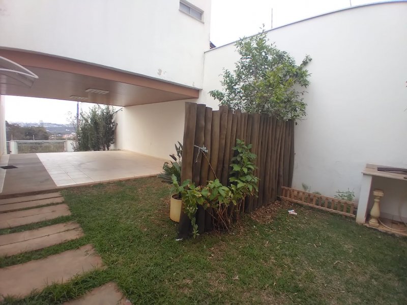 Casa à venda Pompéia com 286m² e 3 quartos por R$ 700.000 - 505874601-img-20210805-wa0072.jpg