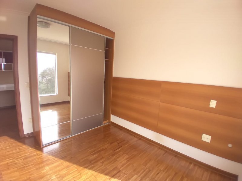 Casa à venda Pompéia com 286m² e 3 quartos por R$ 700.000 - 72877099-img-20210805-wa0084.jpg
