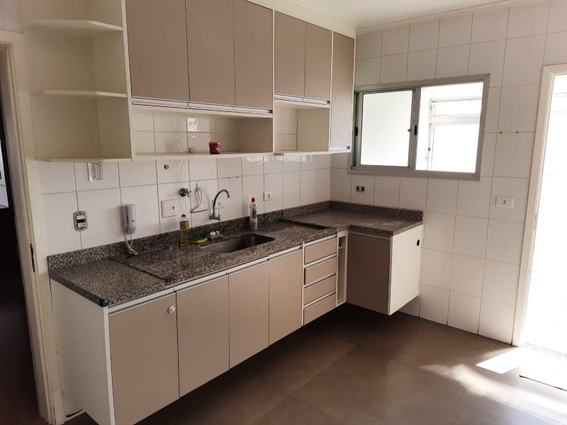 Apartamento à venda Vila Gumercindo com 112m² e 4 quartos por R$ 799.500 - 136993832-cozinha-2.jpeg