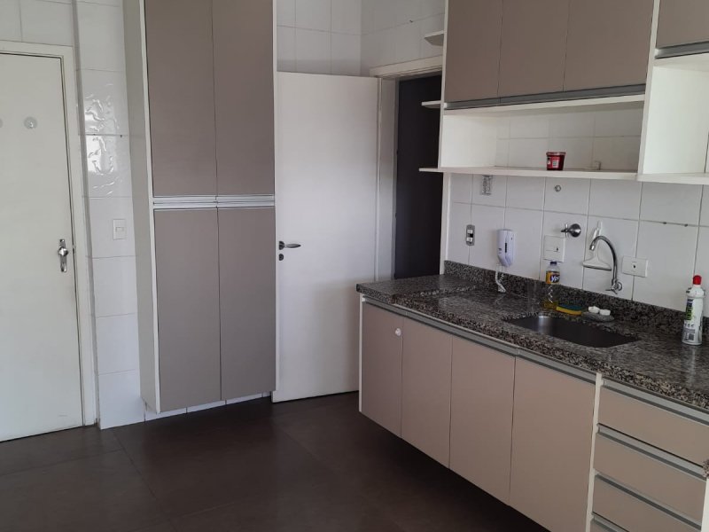 Apartamento à venda Vila Gumercindo com 112m² e 4 quartos por R$ 799.500 - 635269853-cozinha.jpeg
