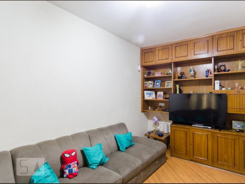 Casa à venda Vila Rosa com 107m² e 2 quartos por R$ 380.000 - 572667340-sala-estante-planejada.jpg