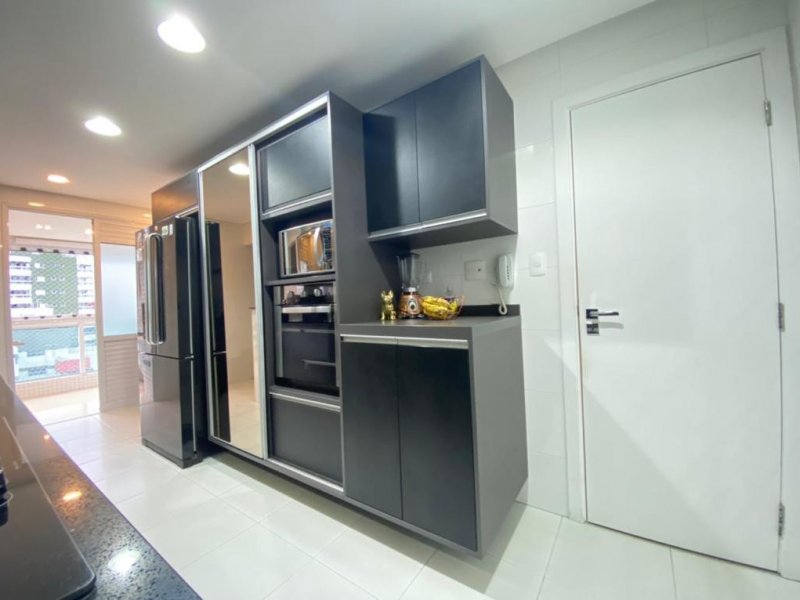 Apartamento à venda Canto do Forte com 142m² e 3 quartos por R$ 1.400.000 - 723423591-0911264c-a829-486a-8a66-239d8852fd23.jpeg