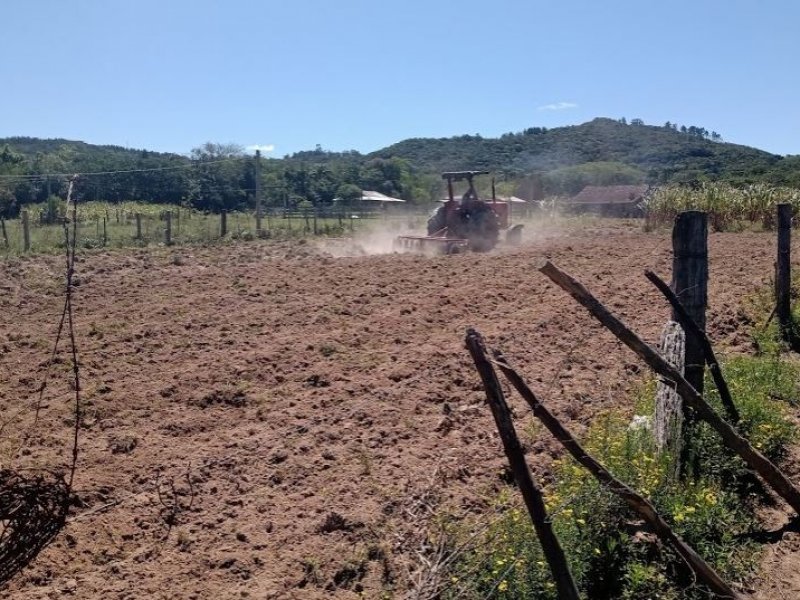 Chácara à venda Extrema com 15000m² e 2 quartos por R$ 215.000 - 1765073104-extremm.JPG