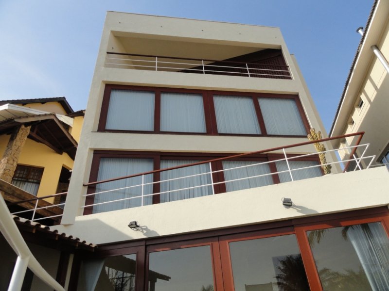 imóvel com 345m² - Granja Viana - Cotia