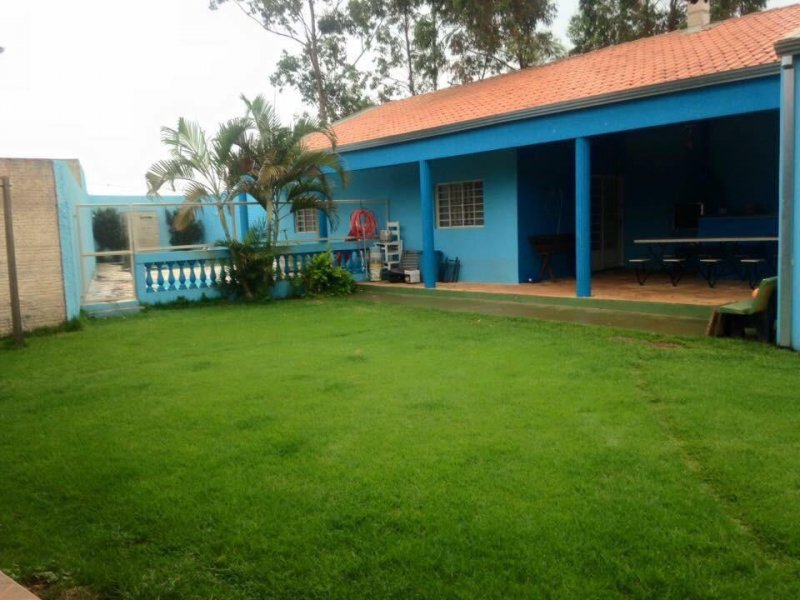 Chácara à venda Estância Conceicao com 700m² e 4 quartos por R$ 750.000 - 48763578-casa-lau-fundo.jpg