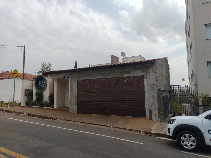 Casa à venda Santa Luiza com 257m² e 2 quartos por R$ 650.000 - img-20220819-130905546.jpg