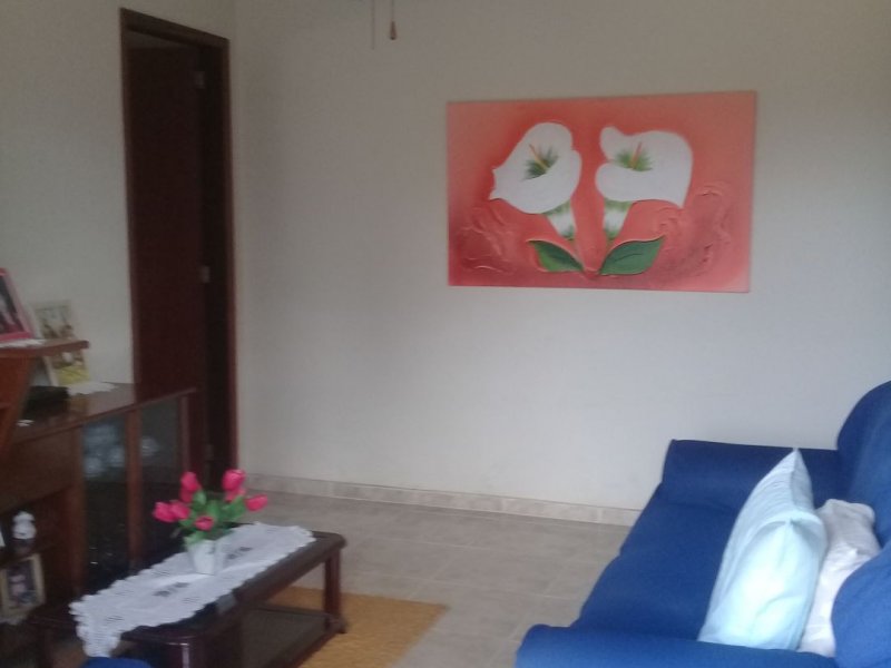 Casa à venda XV de Novembro com 80m² e 2 quartos por R$ 180.000 - 2099925444-4f3b30fc-44e2-4c0f-aa16-ddae76badecc.jpg