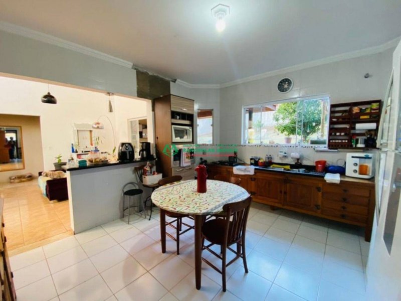 Casa de condomínio à venda Parque Santo Afonso com 192m² e 3 quartos por R$ 820.000 - 1886508106-xirsagsilrjd.jpg