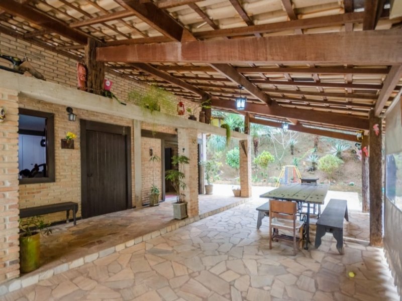 imóvel com 703m² - Paciência - Sabara