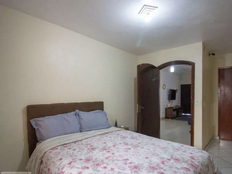 Casa à venda Parque Guarani com 226m² e 3 quartos por R$ 550.000 - 219805591-2fa92041-f97d-48cf-8f6b-3988c2576cc5.jpeg