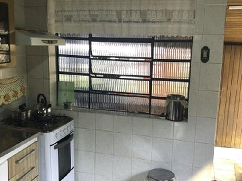 Casa à venda Ponta Grossa com 74m² e 4 quartos por R$ 260.000 - 1088187173-ahr0chm6ly9pbwcub2x4lmnvbs5ici9pbwfnzxmvmzmvmzmwmtk1njy2ndqymzq0lmpwzw.jpg