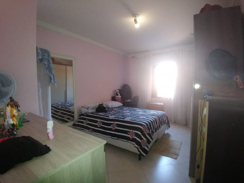 Casa à venda Vila Mangalot com 199m² e 3 quartos por R$ 700.000 - 1926473865-13.jpeg
