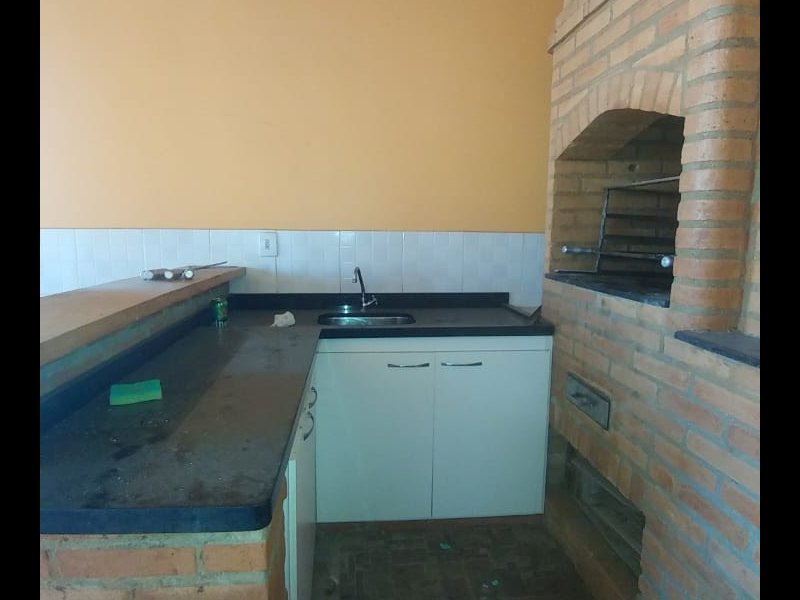 Casa à venda Vila Mangalot com 199m² e 3 quartos por R$ 700.000 - 2063688710-2.jpeg