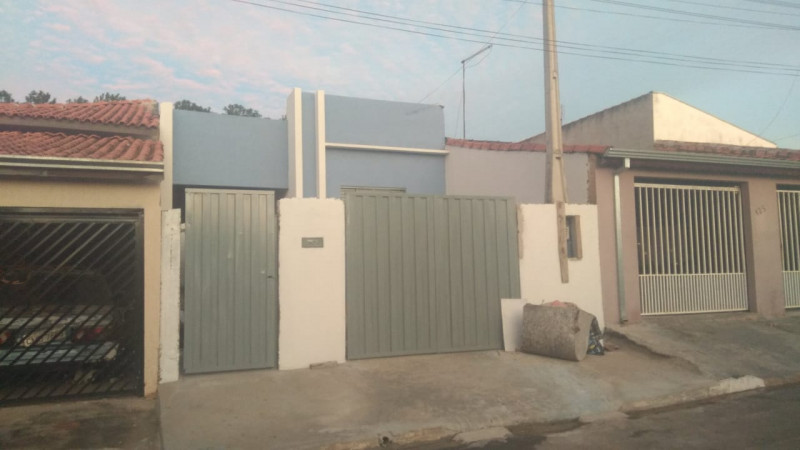 Casa à venda Jardim das Alamandas com 80m² e 2 quartos por R$ 169.000 - 1724914870-img-20220611-wa0098.jpg