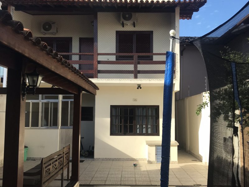 Casa à venda Cancela Preta com 231m² e 3 quartos por R$ 850.000 - 2043010368-d69e29e7-c595-42ea-b5db-9e4dfb809868.jpeg