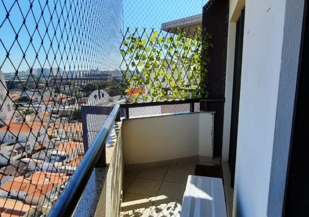 imóvel com 82m²