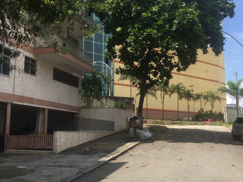 Apartamento à venda Irajá com 65m² e 2 quartos por R$ 269.000 - 1828483615-img-1387.JPG