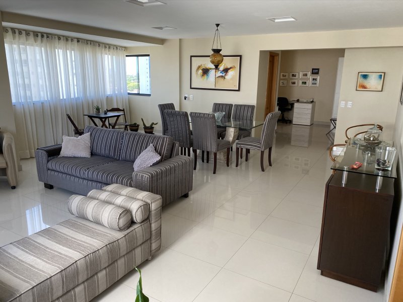 Apartamento à venda Lagoa Nova com 171m² e 3 quartos por R$ 650.000 - 509081482-b4b8b56a-e98b-4cda-8eb1-1d1f88a8bed7.jpeg