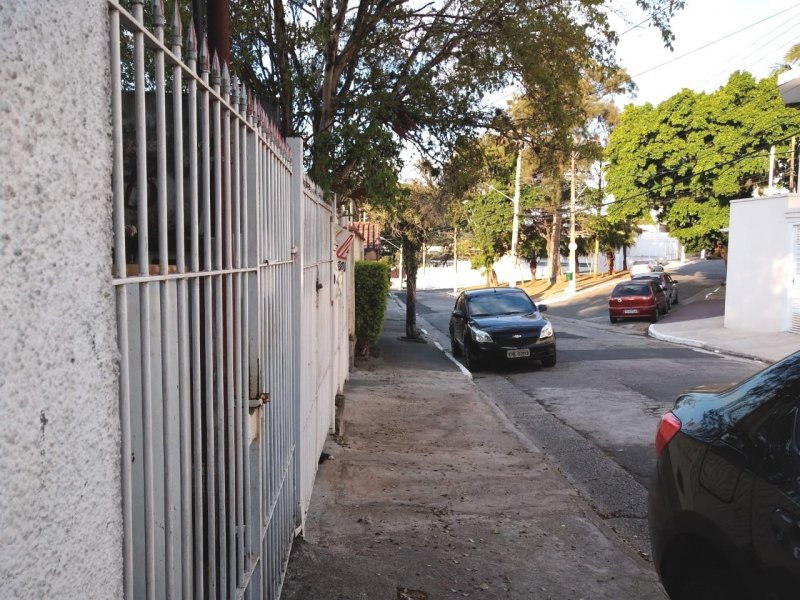 Casa à venda Cidade Vargas com 300m² e 6 quartos por R$ 800.000 - 1004435740-rua-1.jpg