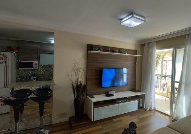 imóvel com 83m²