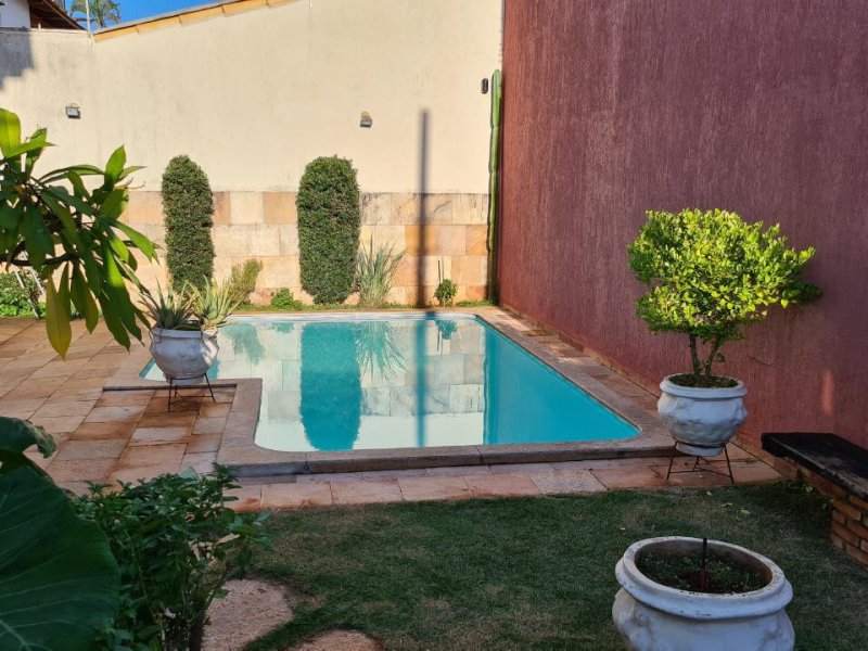 Casa à venda MORADA DA COLINA com 280m² e 3 quartos por R$ 1.680.000 - 203042205-piscina-3.jpg