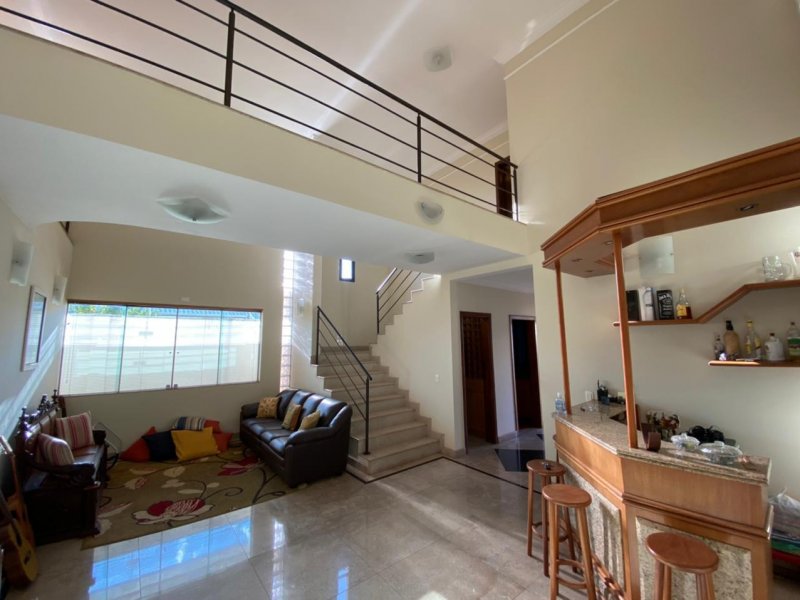 Casa à venda MORADA DA COLINA com 280m² e 3 quartos por R$ 1.680.000 - 2056268829-sala-visita.jpg