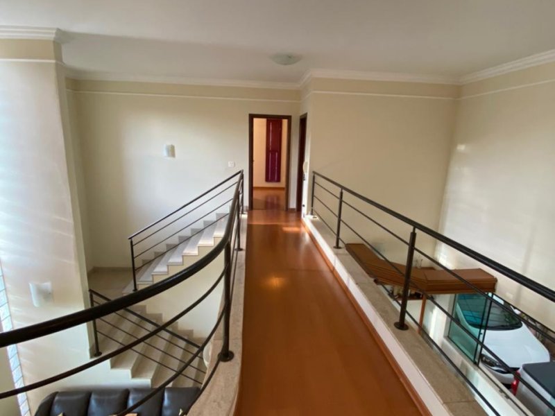 Casa à venda MORADA DA COLINA com 280m² e 3 quartos por R$ 1.680.000 - 31534197-passarela2.jpg